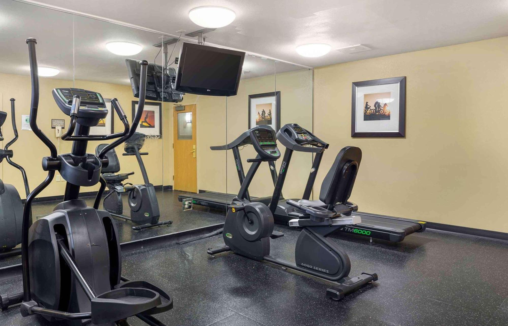 Extended Stay America Suites - Boston - Waltham - 32 4Th Ave Eksteriør billede
